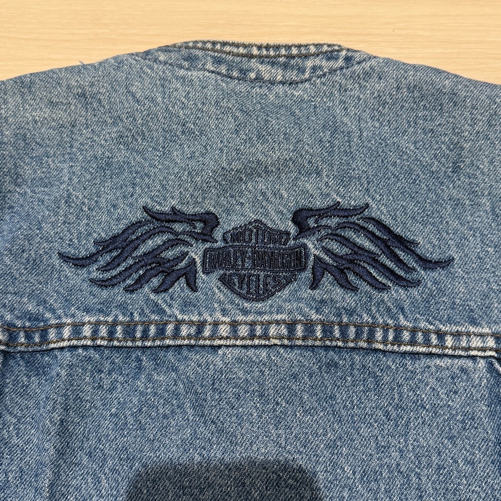Vintage Harley Davidson Denim Jean Biker Vest 90s look. Made in Canada. - Picture 4 of 5